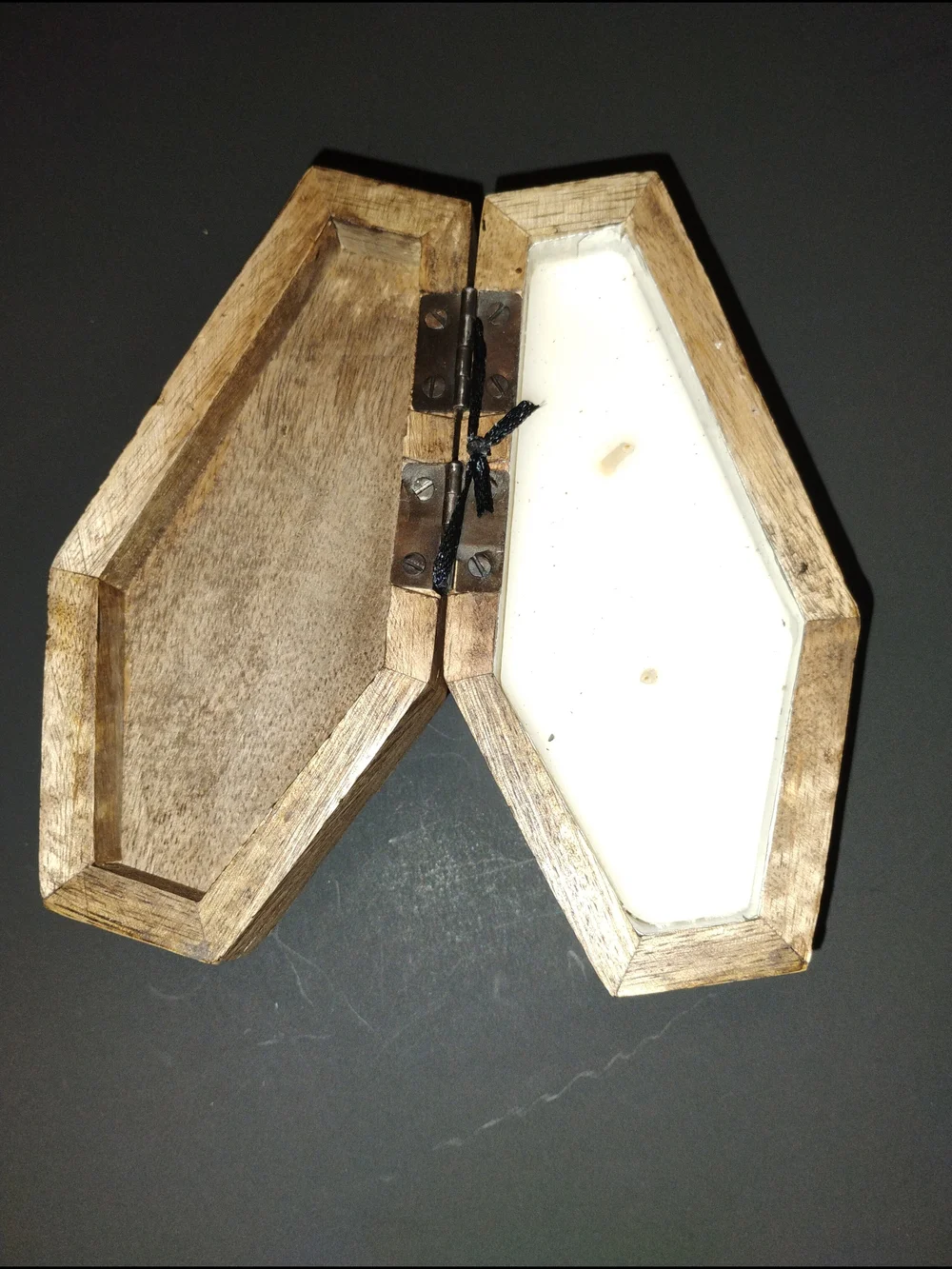 Wooden Coffin Two Wick Candle NWT